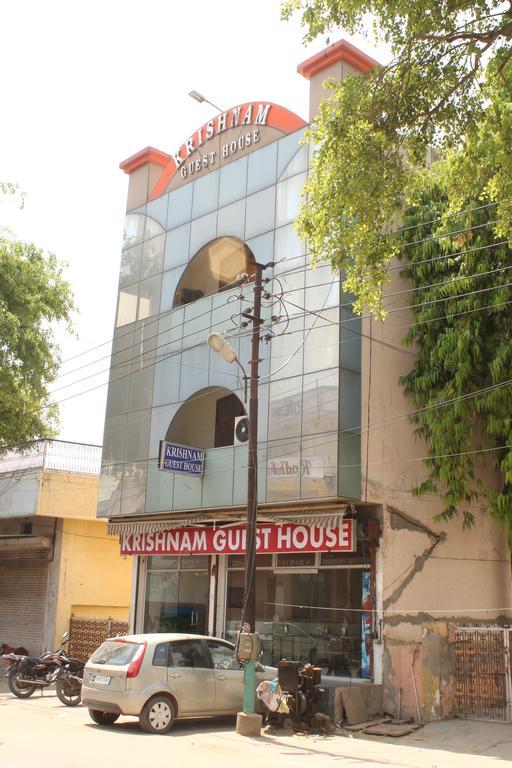 Krishnam Guest House Mathura Bagian luar foto