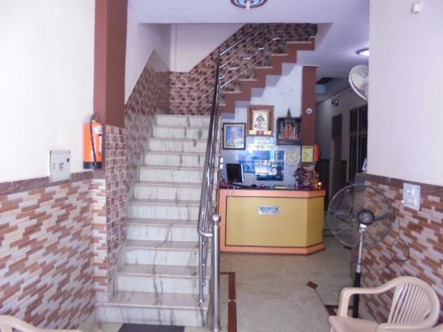 Krishnam Guest House Mathura Bagian luar foto