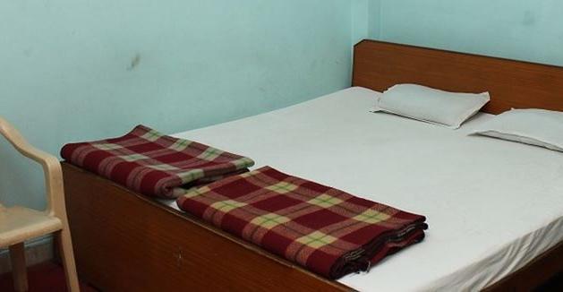 Krishnam Guest House Mathura Bagian luar foto